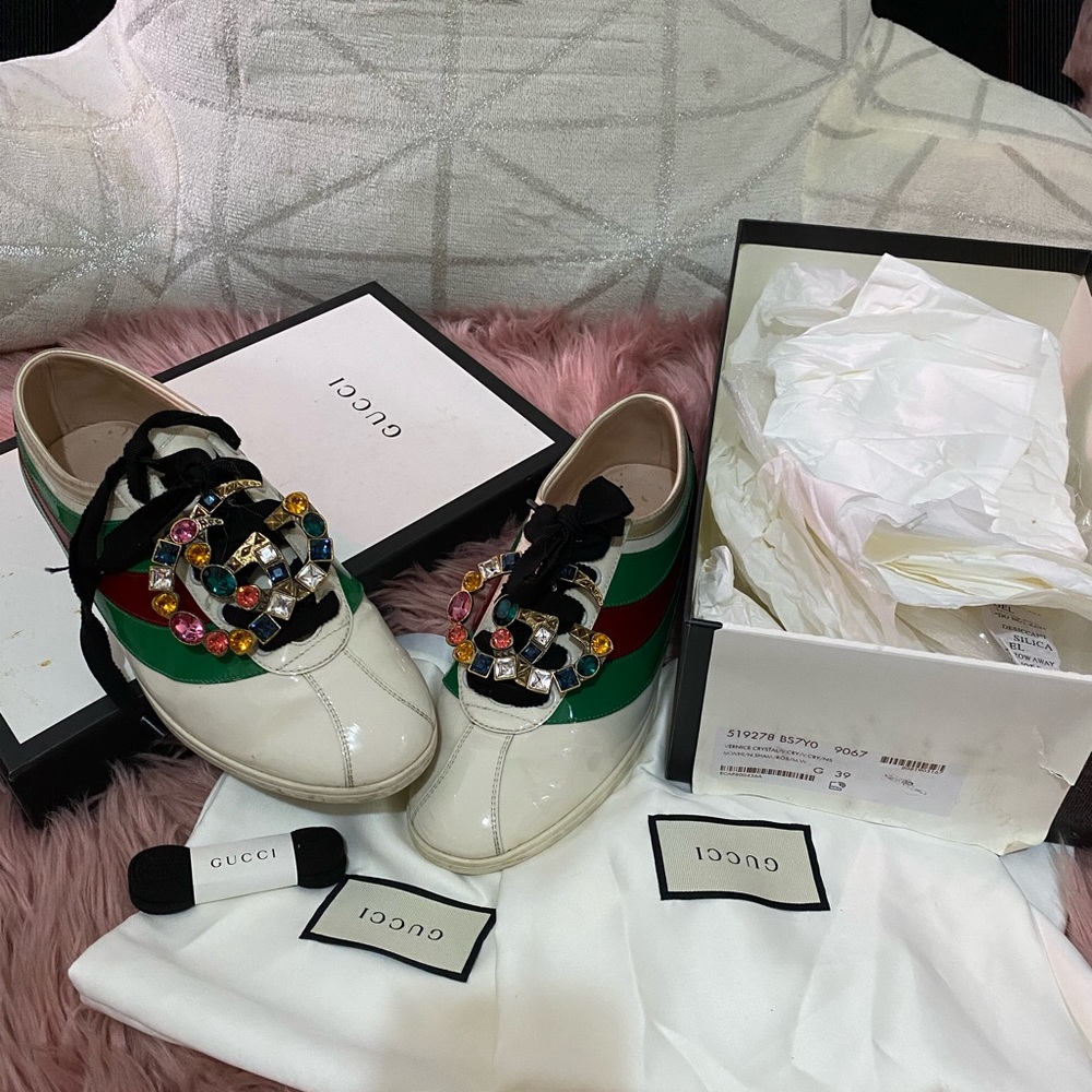 Gucci shoes